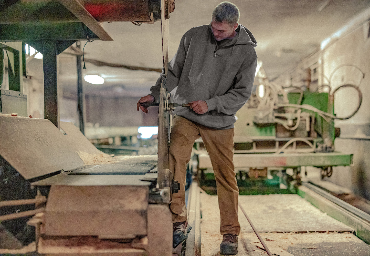 Carhartt® Rain Defender® Paxton Heavyweight Hooded 1/4 Zip Sweatshirt